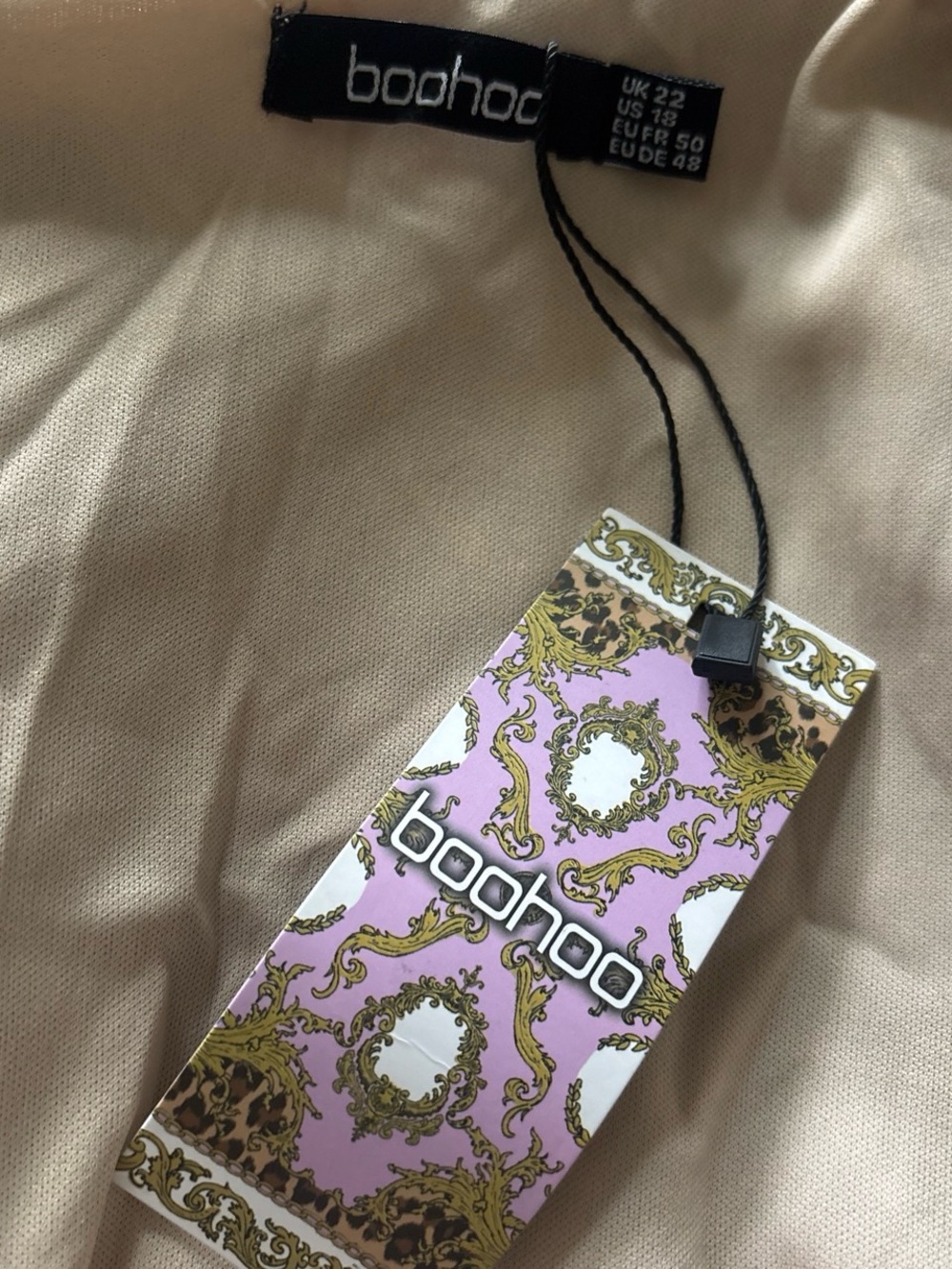 Boohoo Cream and Pink Baroque Print Accessory Tag